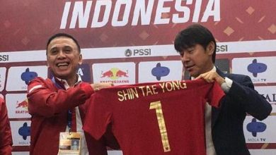 Photo of Gegara Corona, Gaji Pelatih Timnas Shin Tae Yong Akan Dipotong