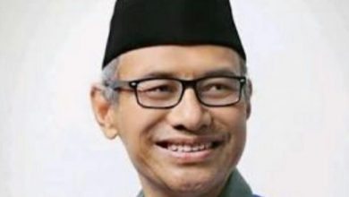 Photo of Roket Cina Meluncur, Lalu Meledak Berkeping-keping