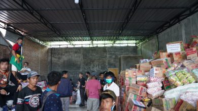 Photo of Bantuan Pemerintah dan Masyarakat Sidrap Tiba di Mamuju