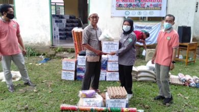 Photo of Bantuan BEM STIE-STMIK Lamappapoleonro Tiba di Sulbar