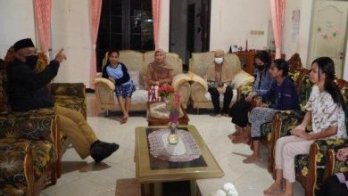 Photo of Wabup Gamalis Kunjungi Asrama Mahasiswa Berau di Samarinda