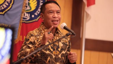 Photo of Persipura, Persela dan Persiraja Degradasi ke Liga2, Menpora: Tetap Semangat