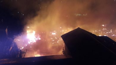 Photo of Haruna Tewas, Ratusan Orang mengungsi, Kebakaran Landa Pemukiman di Balikpapan