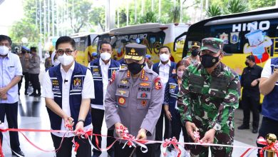 Photo of Kapolri Lepas Bus Vaksinasi Keliling Sasar Warga yang tak Terjangkau