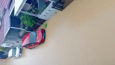 Photo of Balikpapan Diterpa Banjir, Rumah Warga Banyak Terendam