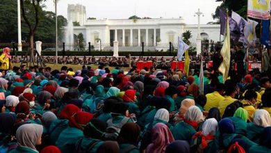 Photo of Teriak Jokowi Fasis, Anti Demokrasi, Aliansi Mahasiswa Geruduk Istana Negara