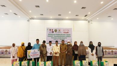 Photo of Penyerahan 1.650 Paket Ramadhan Ceria Kepada Mustahik