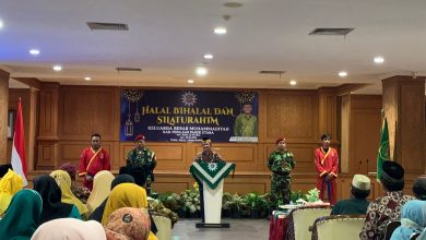 Photo of Silahturahim dan Halal Bihalal Akar Kuatnya Masyarakat Muslim Indonesia