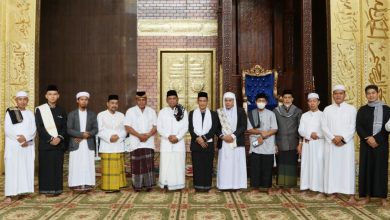 Photo of Plt Bupati PPU Salat Ied di Masjid Agung Al Ikhlas