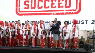 Photo of Pergelaran Angklung Kolosal OASE Pecahkan Rekor Dunia