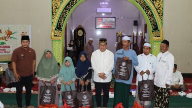Photo of Di Masjid Al-Amin Sepaku, Pemkab PPU Gelar Buka Puasa Bersama