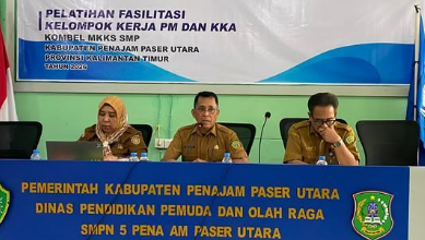 Photo of Garda Depan Digitalisasi Sekolah: Kepala SMP se-PPU Bedah Teknologi AI dan Koding di SMPN 5