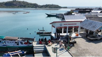 Photo of Dongkrak Ekonomi Pesisir lewat Program Kampung Nelayan Merah Putih
