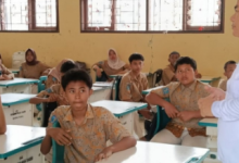 Photo of Komitmen Berkelanjutan, Disdikpora PPU Evaluasi Mutu Pembelajaran di Enam Sekolah Guna Cetak Generasi Unggul